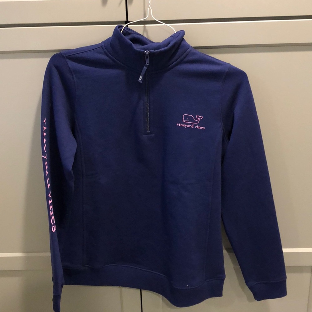Women’s vineyard vines pullover
